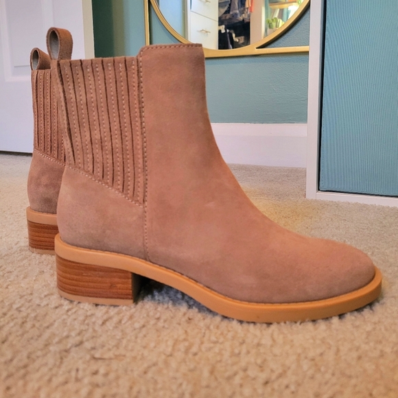 Dolce Vita boot - Picture 1 of 5